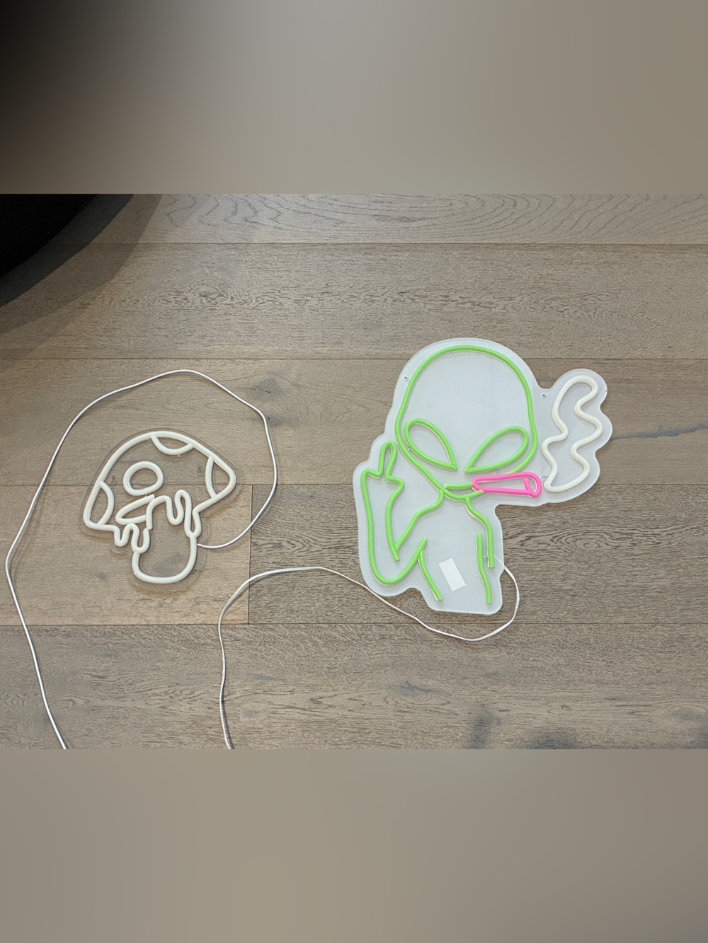 Neon Alien & Mushroom LED Light Signs - Green and White